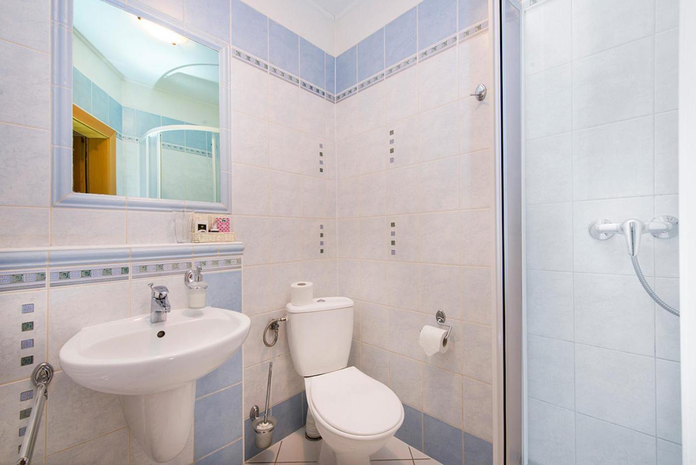 Pension Vila Mery Poprad Bagian luar foto