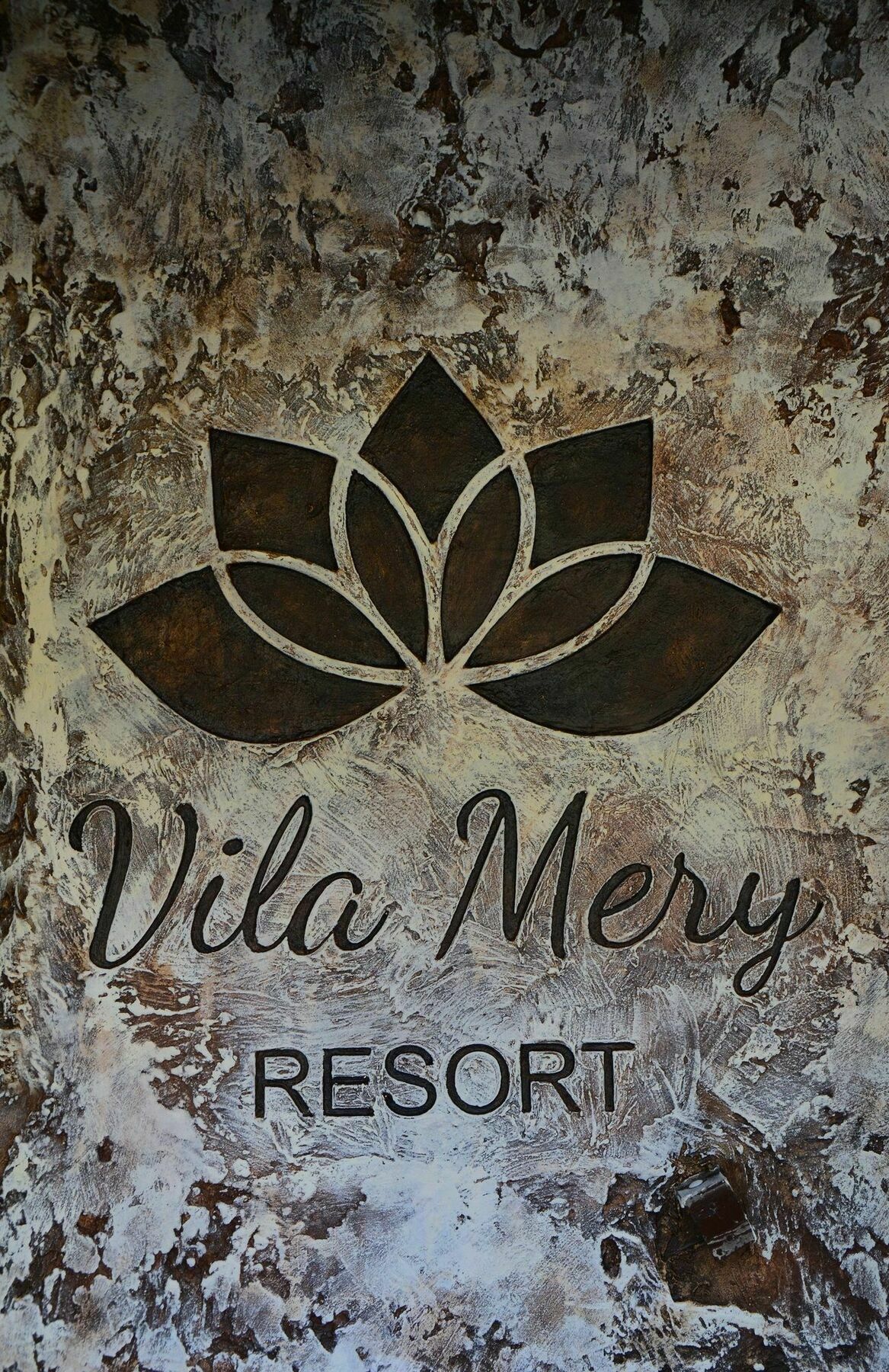 Pension Vila Mery Poprad Bagian luar foto