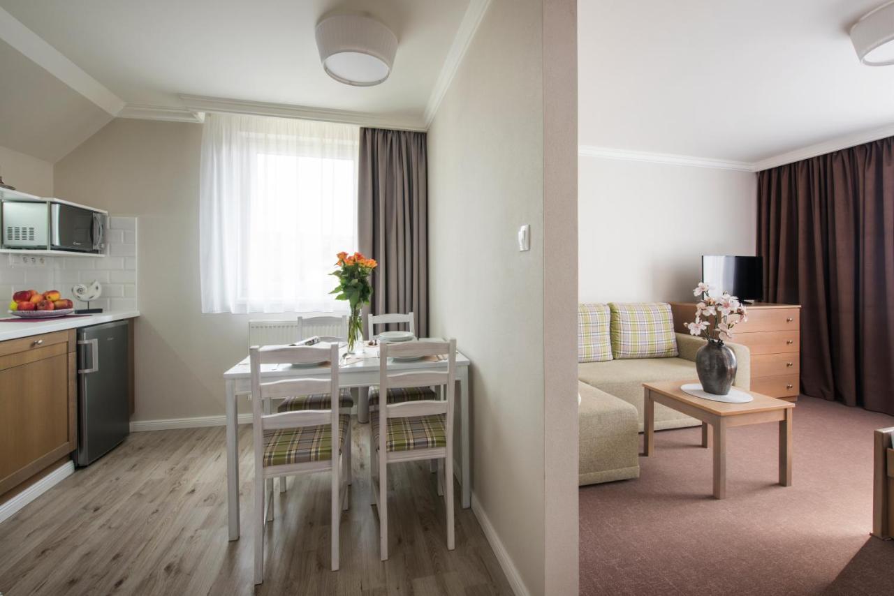 Pension Vila Mery Poprad Bagian luar foto